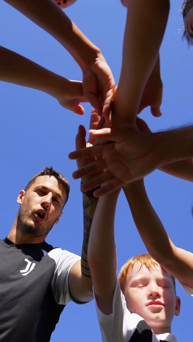🦸 Što ako ovo ljeto tvoje dijete postane superheroj?
Valamar i Croatia Summer Camp pokrenuli su Croatia Summer Quest – nagradni natječaj na kojem možeš osvojiti voucher za ljetni kamp u vrijednosti do 200 €!
✏️ Tvoje dijete nek osmisli kratki kreativni tekst na temu "Ja kao superheroj u kampu"
🏆 100 vouchera čeka najkreativnije klince
📅 Natječaj traje od 10. do 25. svibnja
👉 Prijavi se: LINK U BIO 
--> https://www.putoklinci.com/ljetni-kampovi-djeca-valamar-voucher/
.
.
@croatia_summer_camp
#CroatiaSummerQuest #ljetnikampovihrvatska #kampzadjecu #Valamar #CroatiaSummerCamp